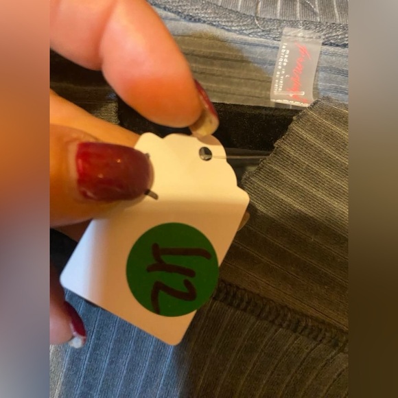 NWOT Free People flare pants and long sleeve top set Size L - Picture 7 of 7